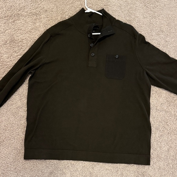 Banana Republic Olive Long Sleeve Henley - Picture 1 of 6